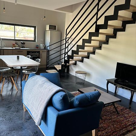 Charmante Maison Renovee Centre-Ville Balbigny 외부 사진